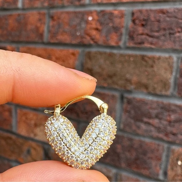 Anthropologie Crystal Heart 18K Gold Plated Stainless Steel Waterproof Earrings - Picture 12 of 14